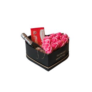 Soap Roses σε Box καρδιάς με σοκολάτες και μαρτίνι